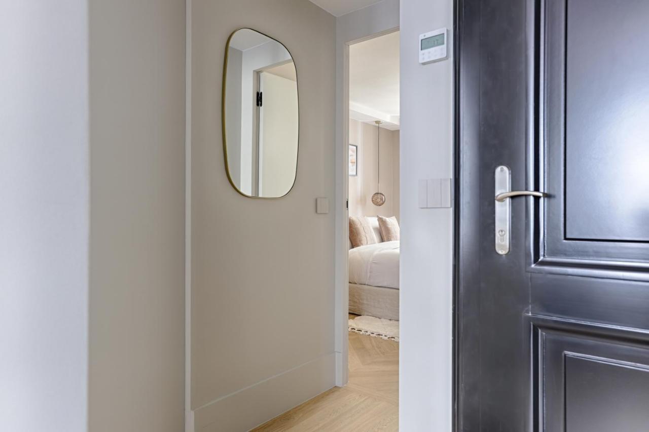 Unique Luxury Parisian Flat 2Br/6P -Champs Elysees Eksteriør billede