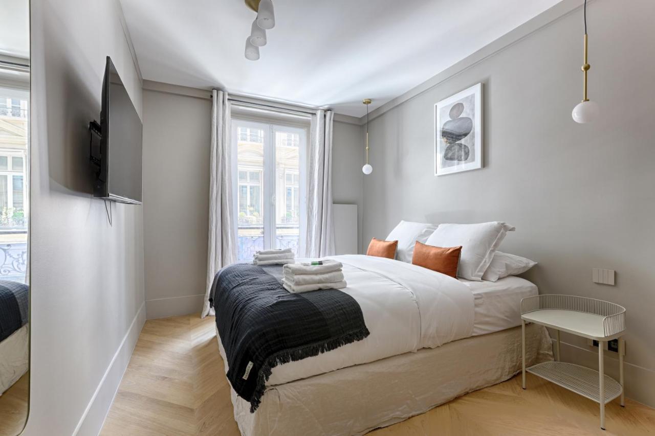 Unique Luxury Parisian Flat 2Br/6P -Champs Elysees Eksteriør billede